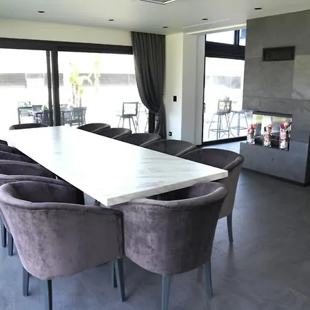 Serife Hanim Konagi 3* Cesme