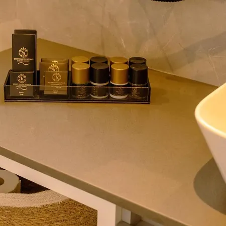 Otel Serife Hanim Konagi