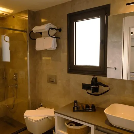 Otel Serife Hanim Konagi
