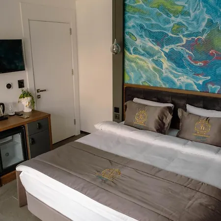 Serife Hanim Konagi Otel 3*