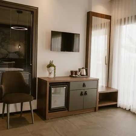 Serife Hanim Konagi Otel